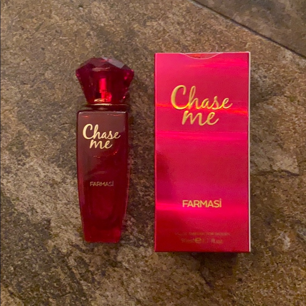 Farmasi Chase Me